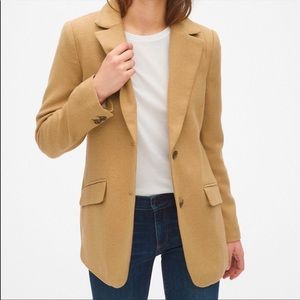 Gal Women’s Camel Blazer - NWT!!